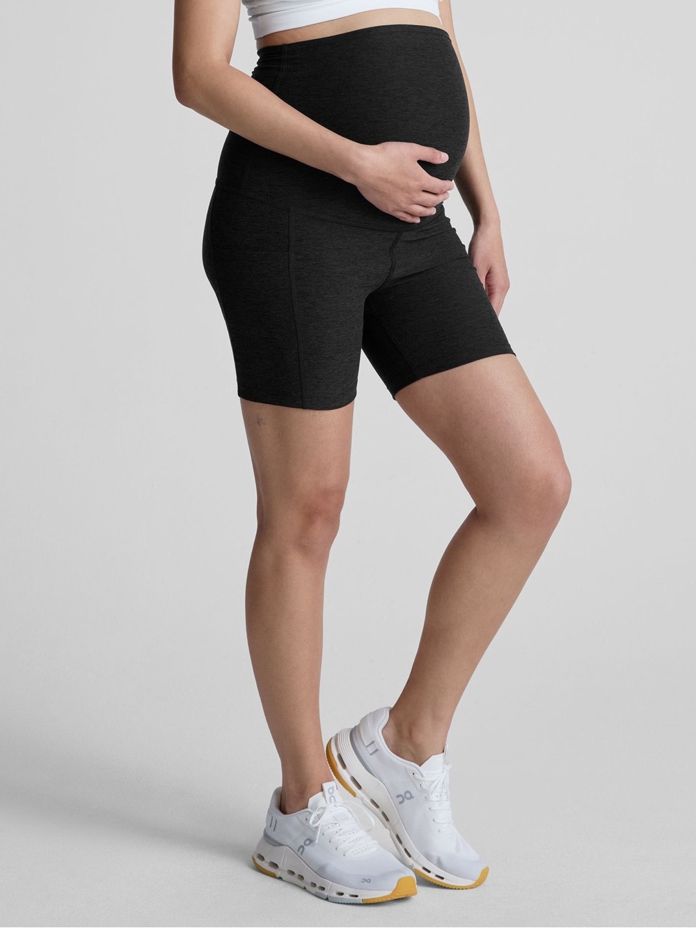 Beyond yoga Spacedye™ Keep Pace 5" Maternity Pocket Biker Short